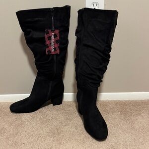 Chic Elomus Black Slouch Knee-High Heeled Boots